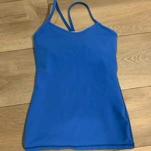 Lululemon tank top.